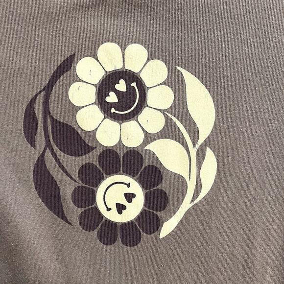 PacSun Size XS / S Purple Daisy Crop Top and Sweatpants *Minor Flaw* - Picture 3 of 10